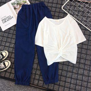 Set: Short-sleeve Twisted T-shirt + Sweatpants