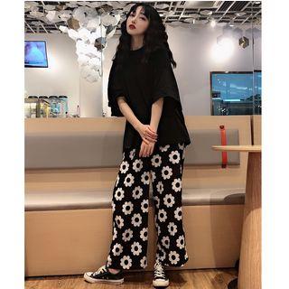 Elbow-sleeve Open Back T-shirt / Flower Print Wide-leg Pants