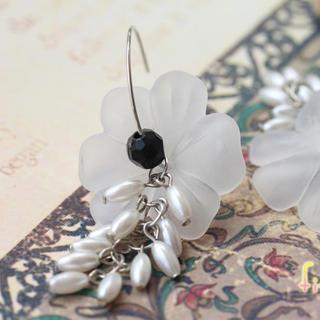 Bohemia Petal Earrings