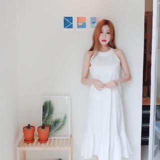 Halter Ruffle-hem Dress