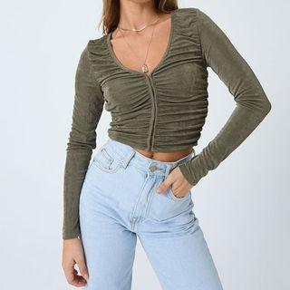 Long-sleeve Eye-and-hook Top