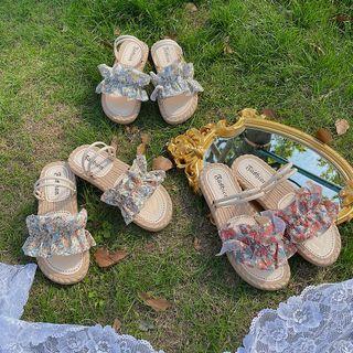 Floral Print Flat Sandals