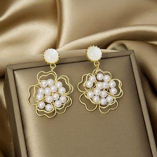 Faux Pearl Flower Drop Earring E1033-2 - 1 Pair - Gold - One Size