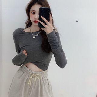 Long-sleeve Plain T-shirt / High-waist Drawstring Plain Shorts