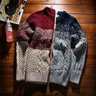 Gradient Cable-knit Sweater