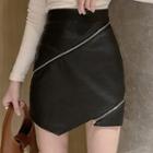 Zip Detail Faux Leather Skirt