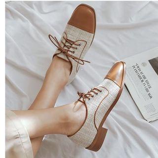 Cap-toe Lace-up Shoes