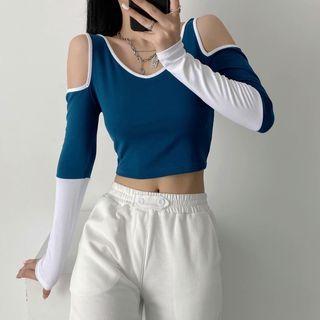 Two-tone Long Sleeve Off-shoulder Cropped T-shirt