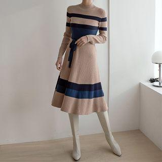 Contrast-trim Tie-waist Midi Knit Dress Dark Beige - One Size