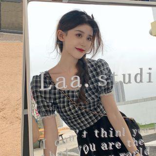 Short Sleeve Square Neck Lace Trim Plaid Top