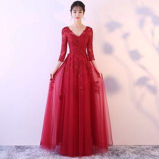 V-neck Applique 3/4-sleeve Evening Gown