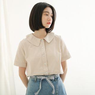 Short-sleeve Buttoned Down Shirt