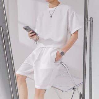 Set: Short-sleeve Plain Loose-fit T-shirt + Shorts