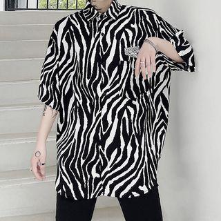 Zebra Print Oversized Short Sleeve Shirt With Chain