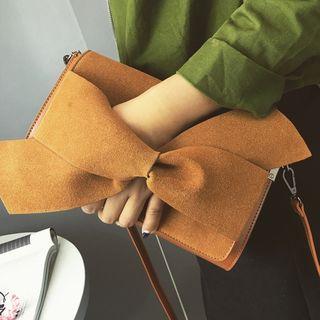Knot Clutch