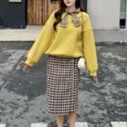 Set: Bow Accent Pullover + Midi Plaid Straight-fit Skirt