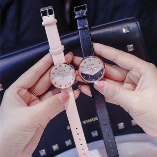 Set: Retro Two-tone Strap Watch + Triangle Open Bangle