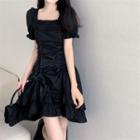 Short-sleeve Square Neck Mini A-line Dress / Midi Dress