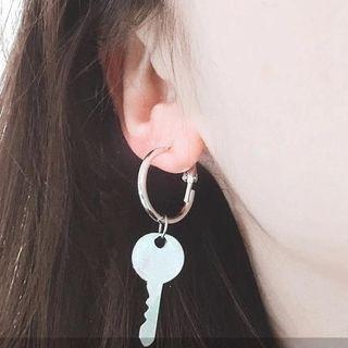 Non-matching Alloy Key Dangle Earring As Shown In Figure - One Size