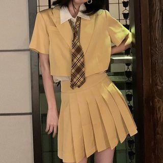 Set: Short-sleeve Cropped Blazer + Mini Pleated Skirt