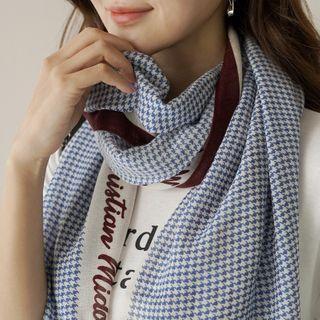 Letter-printed Houndstooth Muffler Scarf