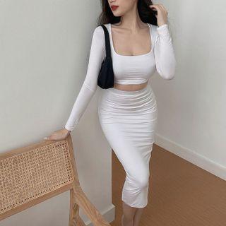 Set 2: Long-sleeve Cropped Top + High-waist Maxi Skirt