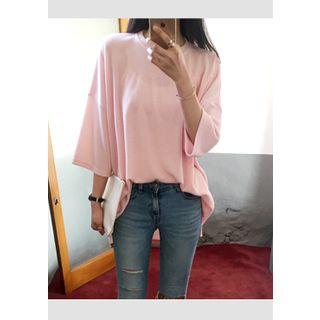 Round-neck Boxy-fit T-shirt