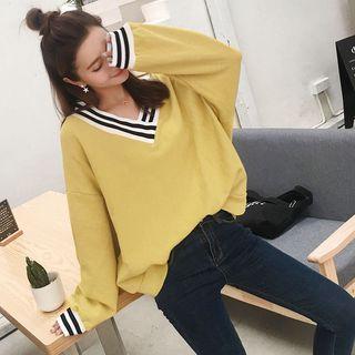 Stripe Trim V-neck Sweatshirt