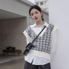 Houndstooth Cropped Sweater Vest
