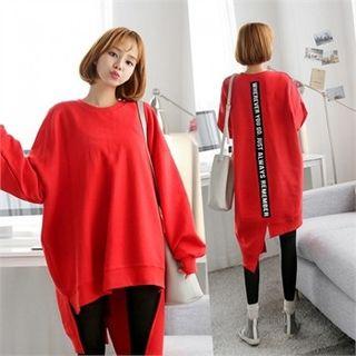 Lettering-back Asymmetric-hem Pullover