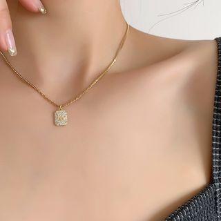 Letter M Rhinestone Pendant Alloy Choker Gold - One Size