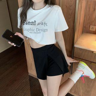 Short-sleeve Lettering T-shirt / Slit Skort