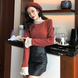 Turtleneck Trumpet-sleeve Top