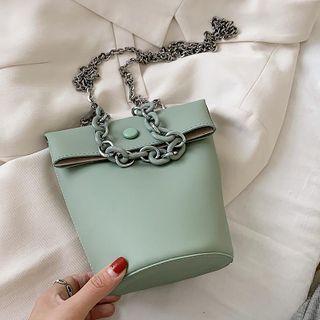 Chain Flap Bucket Bag