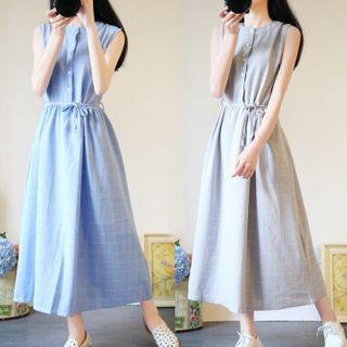 Sleeveless Plaid A-lien Midi Dress