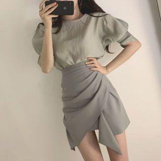 Short-sleeve Blouse / Asymmetric A-line Skirt
