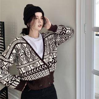 Long-sleeve V-neck Pattern Sweater Khaki - One Size