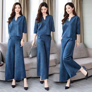 Set: V-neck 3/4-sleeve Top + Wide-leg Pants