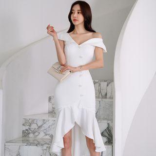 Cap-sleeve V-neck Ruffle Hem Sheath Dress