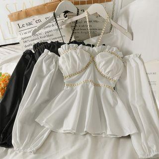 Off-shoulder Ruffle-trim Halter Top