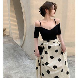 Cutout-shoulder Skinny Crop Top Black - One Size
