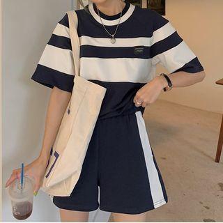 Set : Round-neck Striped Top + High-waist Wide-leg Shorts As Shown In Figure - One Size