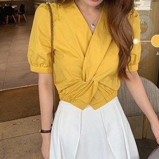 Short-sleeve Knotted Top
