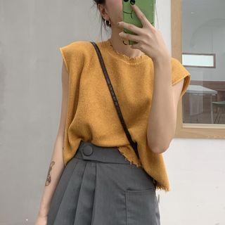 Sleeveless Plain Vest / Pleated Skirt