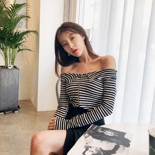 Off-shoulder Zip-up Stripe Top