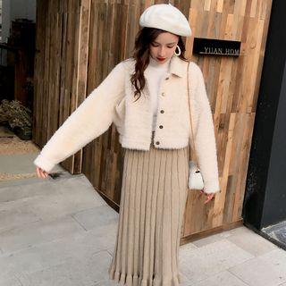 Furry Crop Buttoned Jacket