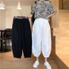 Cropped Harem Pants / Short-sleeve Zebra T-shirt