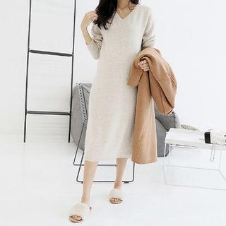 V-neck Wool Long Knit Dress