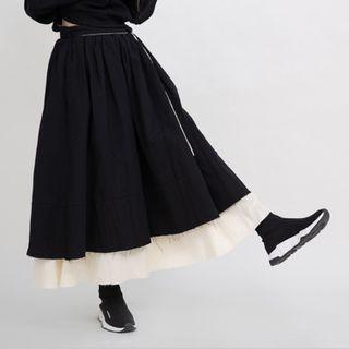 Two-tone Layered Midi A-line Skirt Black - One Size