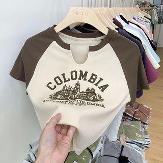 V-neck Printed Letter Cropped Top